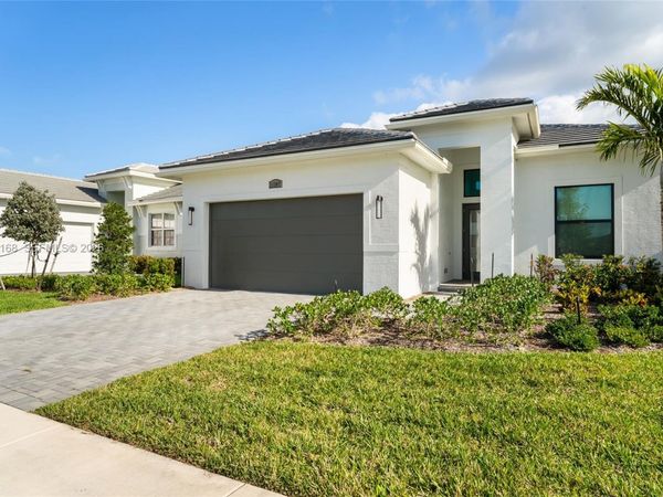 11267 SW Pietra Way, Port St. Lucie, FL 34987