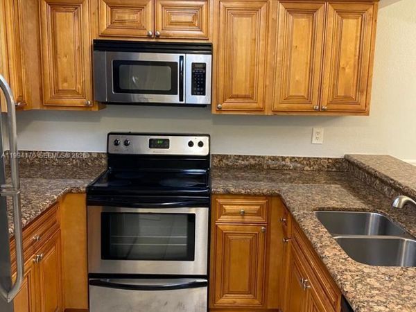 1620 Balfour Point Dr, Unit B, West Palm Beach, FL 33411