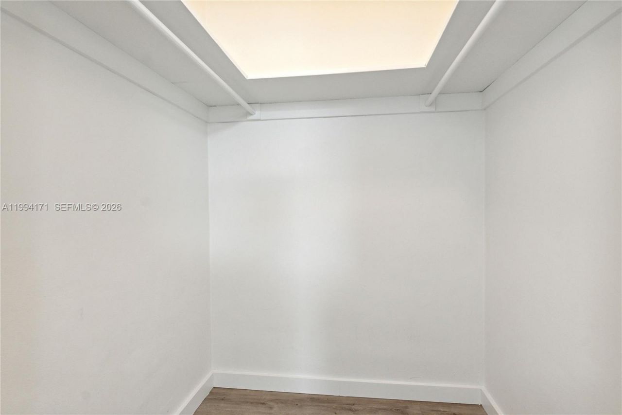 1200 West Ave , Unit 528, Miami Beach, FL 33139 Photo