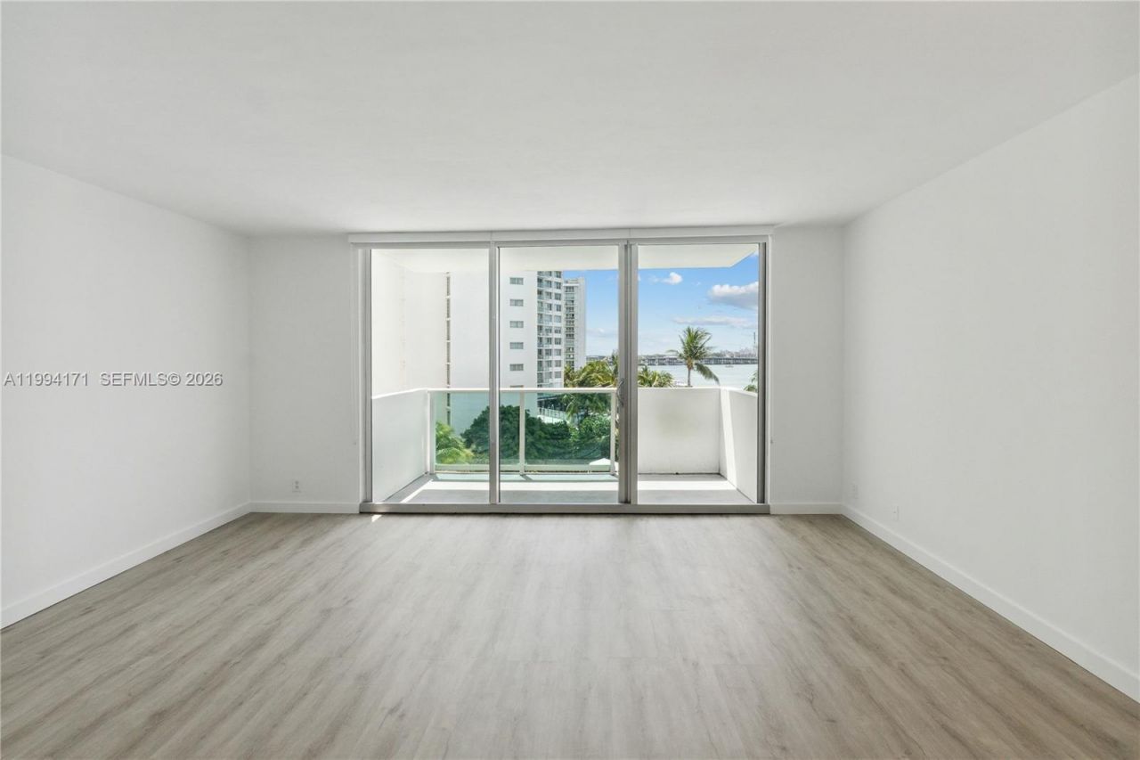 1200 West Ave , Unit 528, Miami Beach, FL 33139 Photo