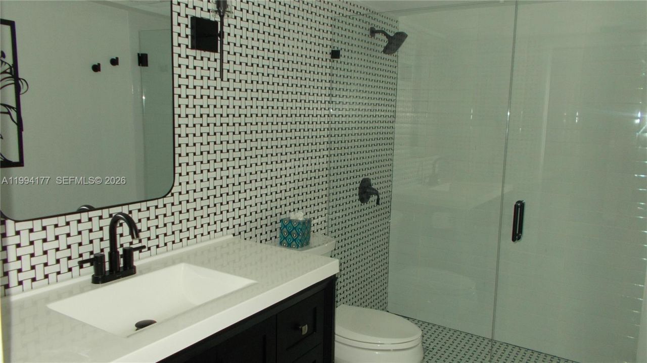 13705 SW 12th St , Unit 401B, Pembroke Pines, FL 33027 Photo