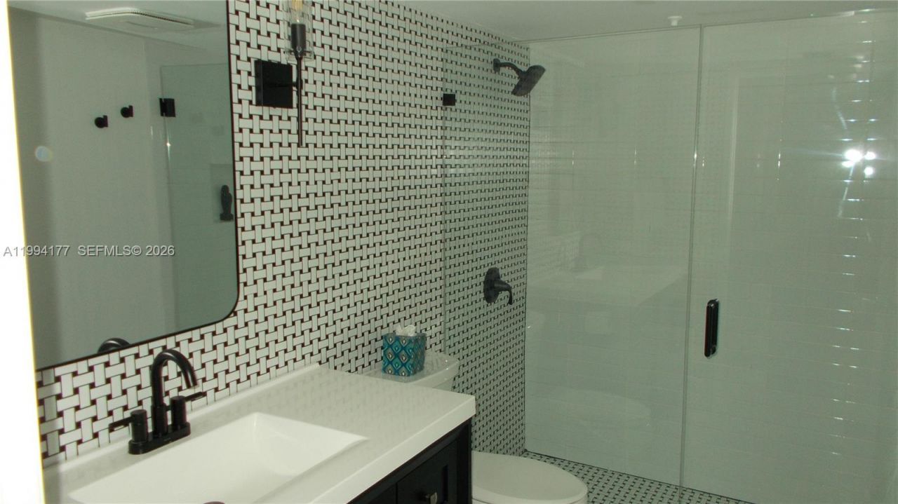 13705 SW 12th St , Unit 401B, Pembroke Pines, FL 33027 Photo