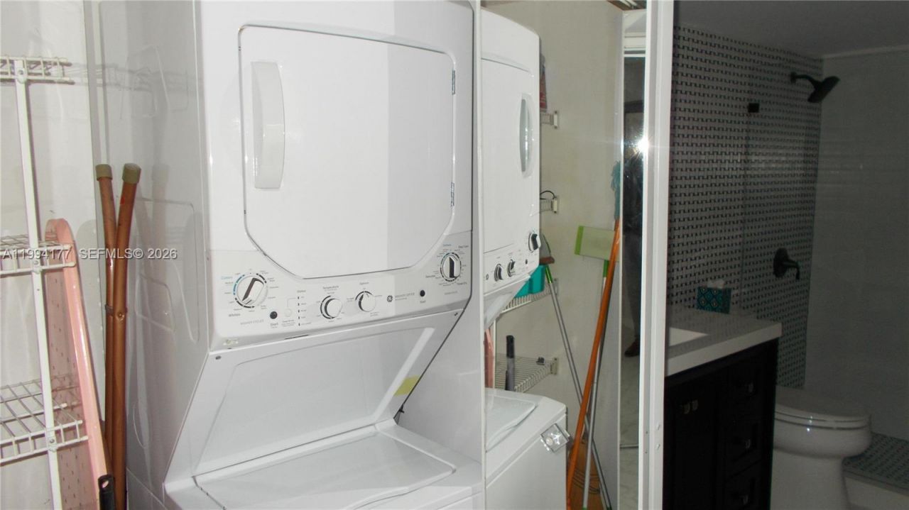 13705 SW 12th St , Unit 401B, Pembroke Pines, FL 33027 Photo