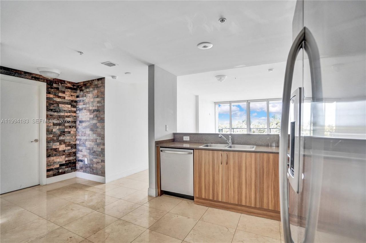 6305 Indian Creek Dr, Unit 3B, Miami Beach, FL 33141 Photo