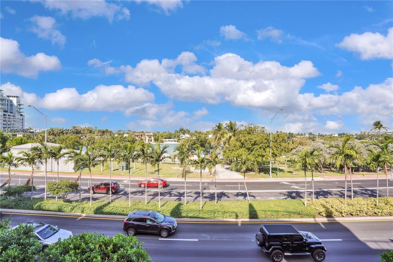 6305 Indian Creek Dr, Unit 3B, Miami Beach, FL 33141 Photo