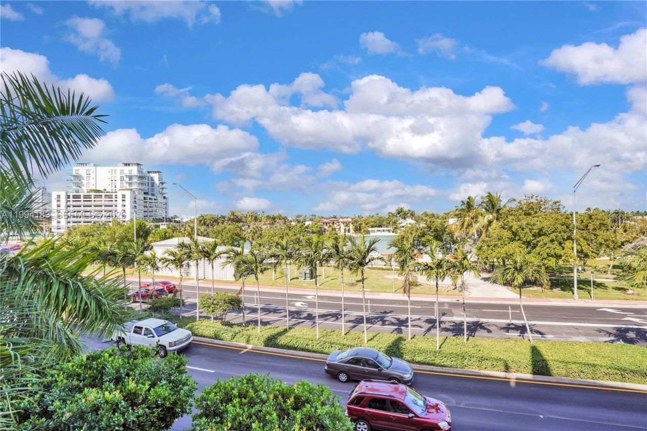 6305 Indian Creek Dr, Unit 3B, Miami Beach, FL 33141 Photo