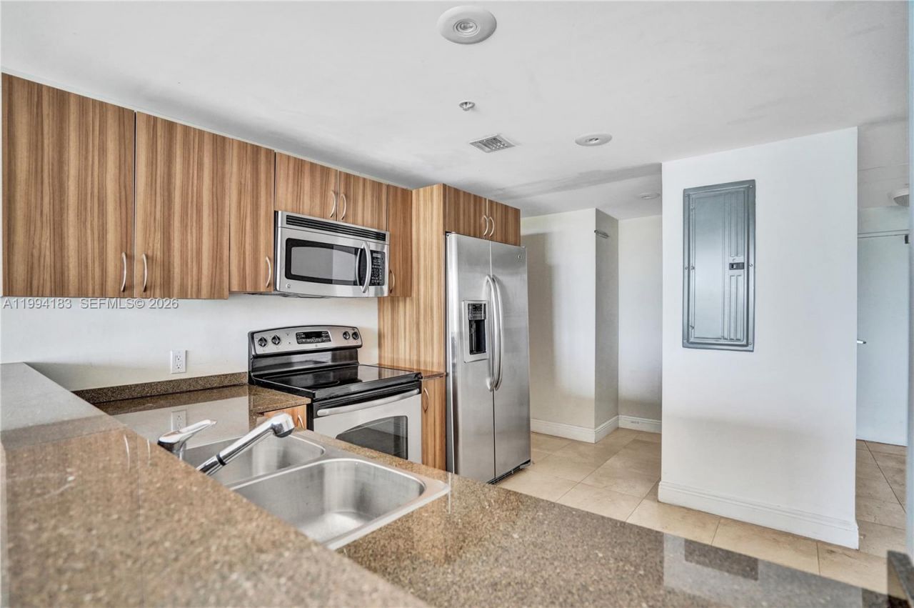 6305 Indian Creek Dr, Unit 3B, Miami Beach, FL 33141 Photo