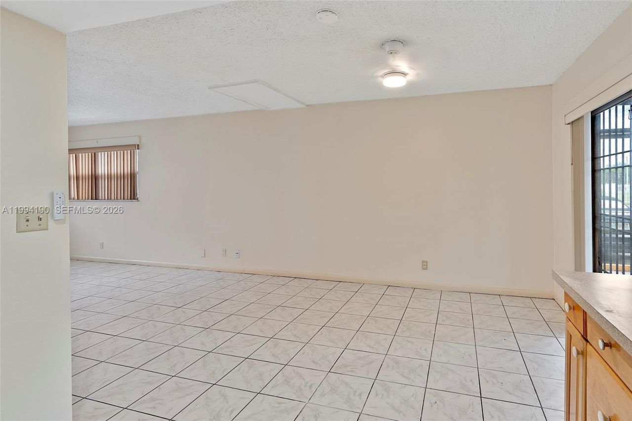 5415 NW 27th St, Unit A1, Lauderhill, FL 33313 Photo