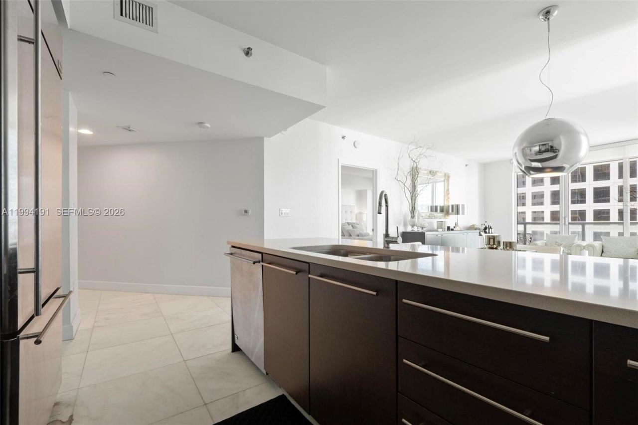 500 Brickell Ave , Unit 2510, Miami, FL 33131 Photo