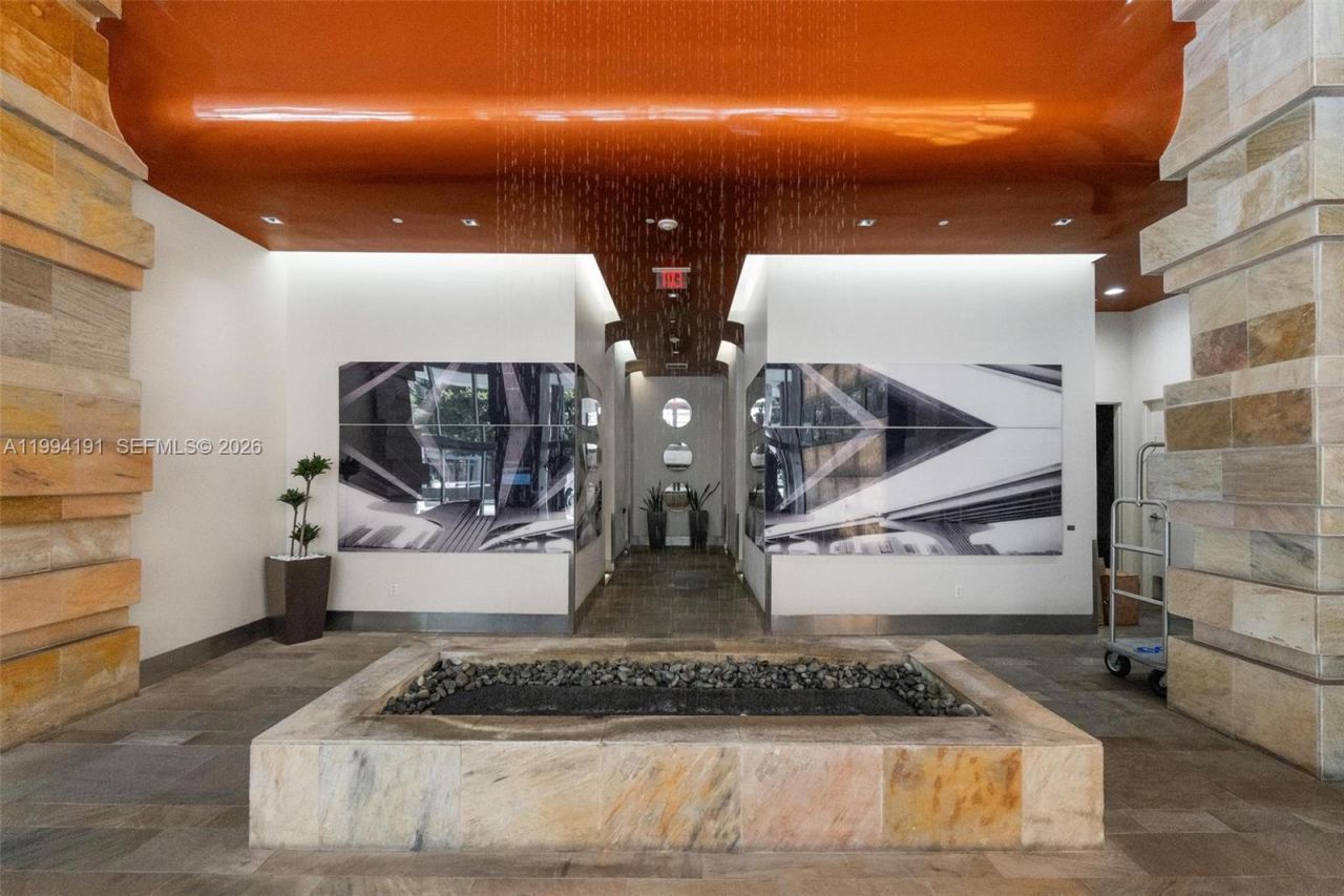 500 Brickell Ave , Unit 2510, Miami, FL 33131 Photo