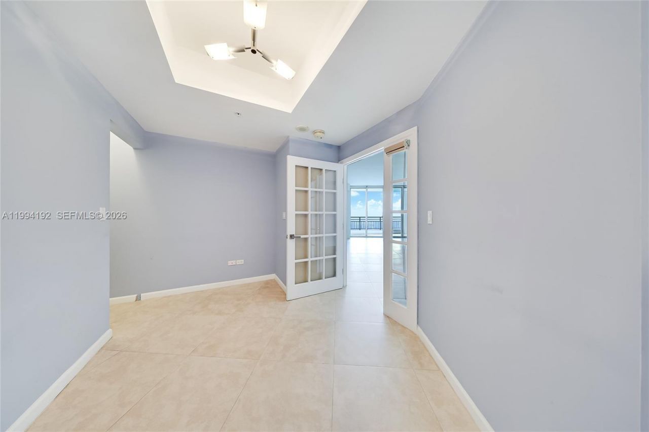 848 Brickell Key Dr, Unit 2702, Miami, FL 33131 Photo
