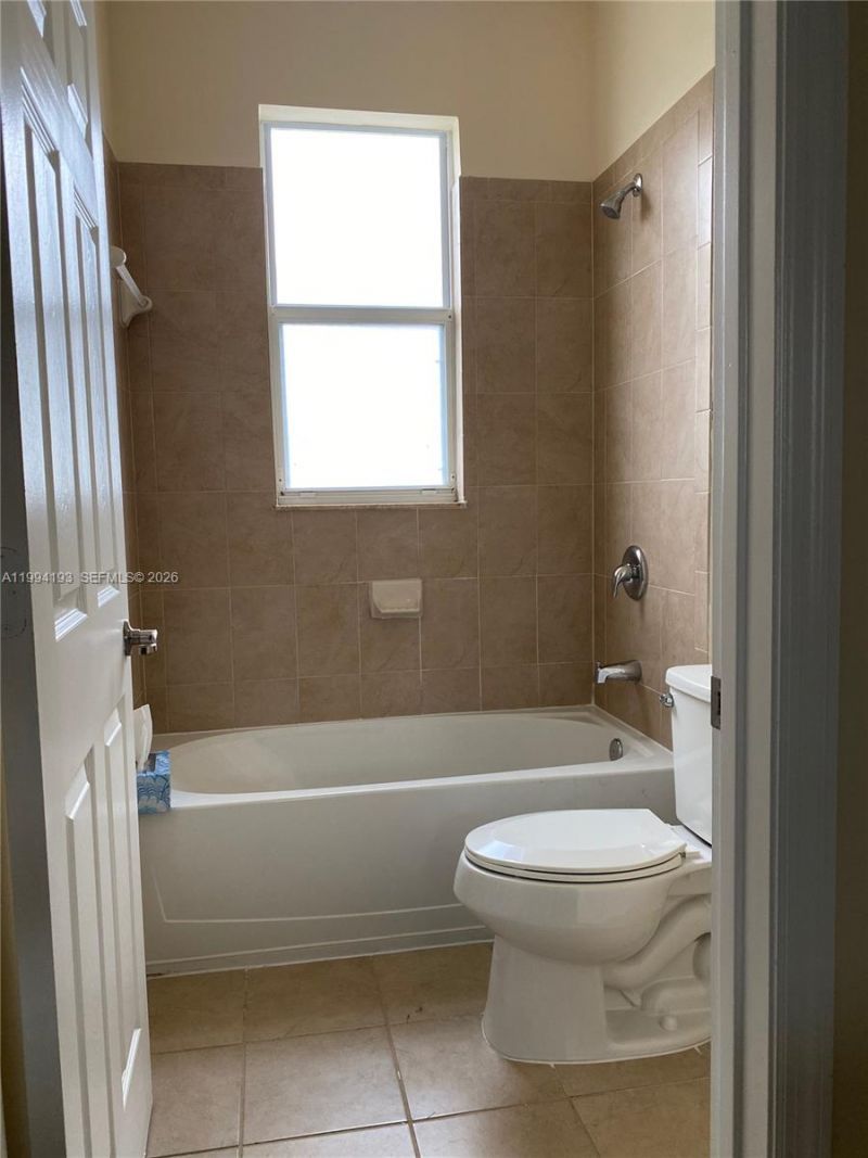 17001 SW 90th Ter , Unit 1, Miami, FL 33196 Photo