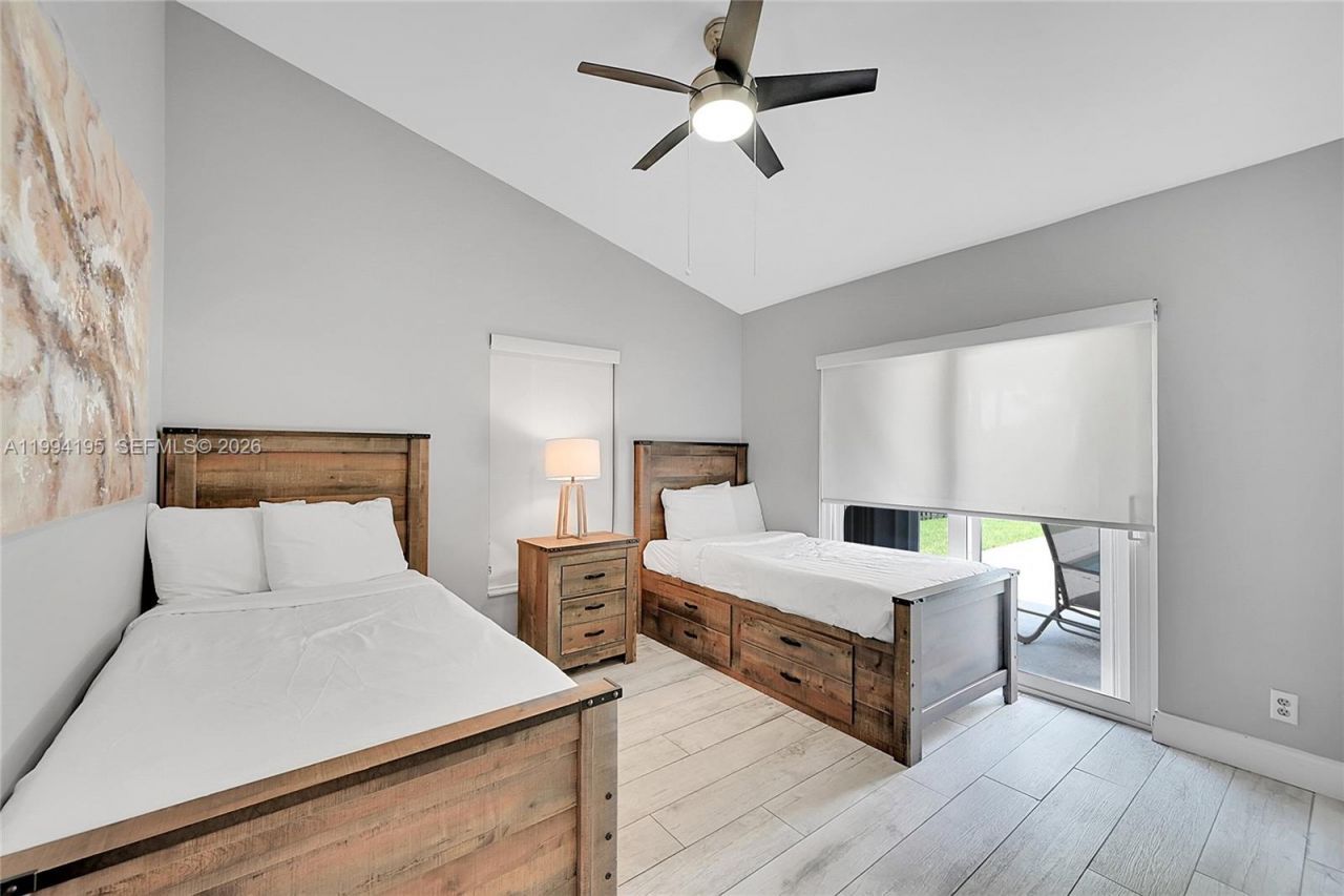 9841 SW 1st St , Unit 9841, Plantation, FL 33324 Photo