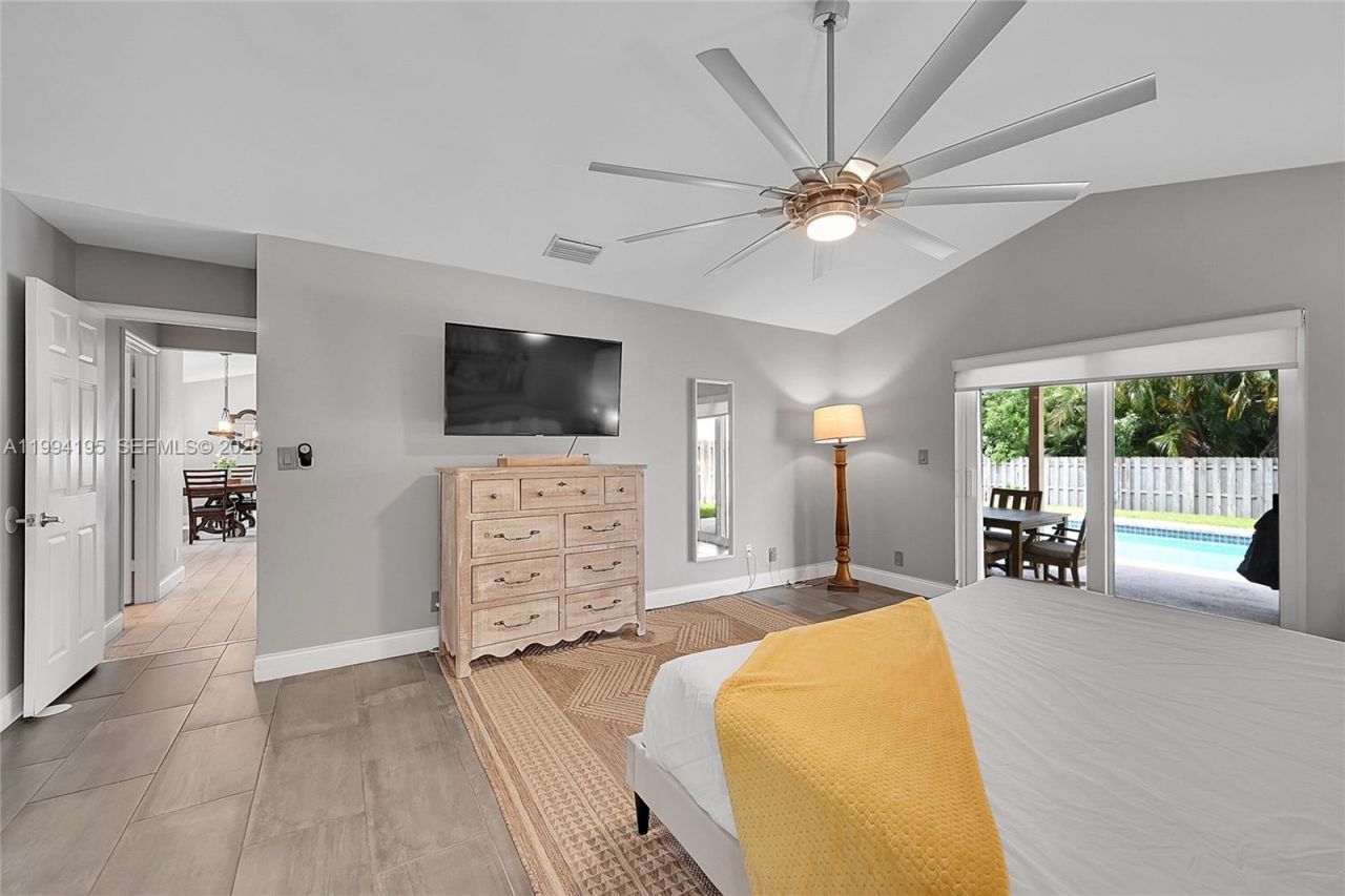 9841 SW 1st St , Unit 9841, Plantation, FL 33324 Photo