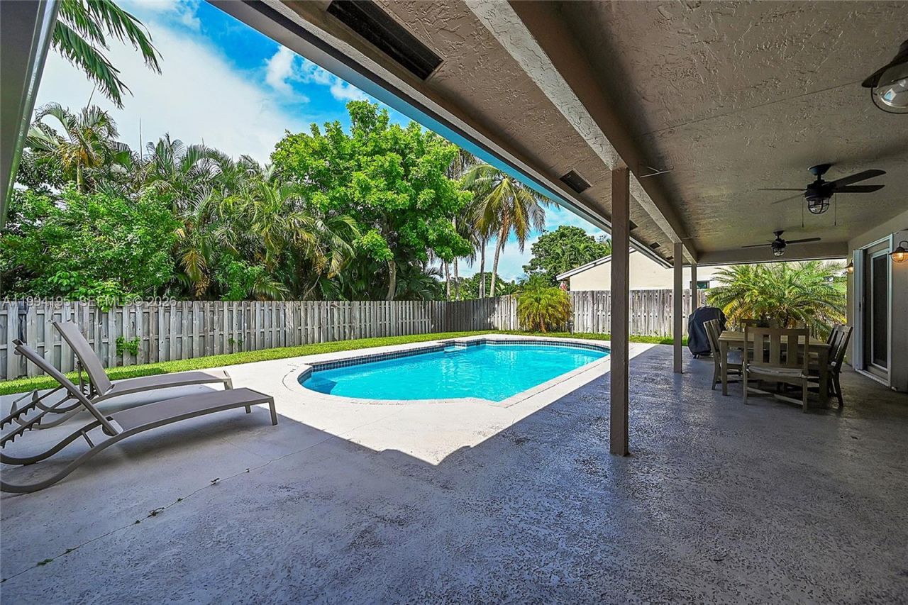 9841 SW 1st St , Unit 9841, Plantation, FL 33324 Photo