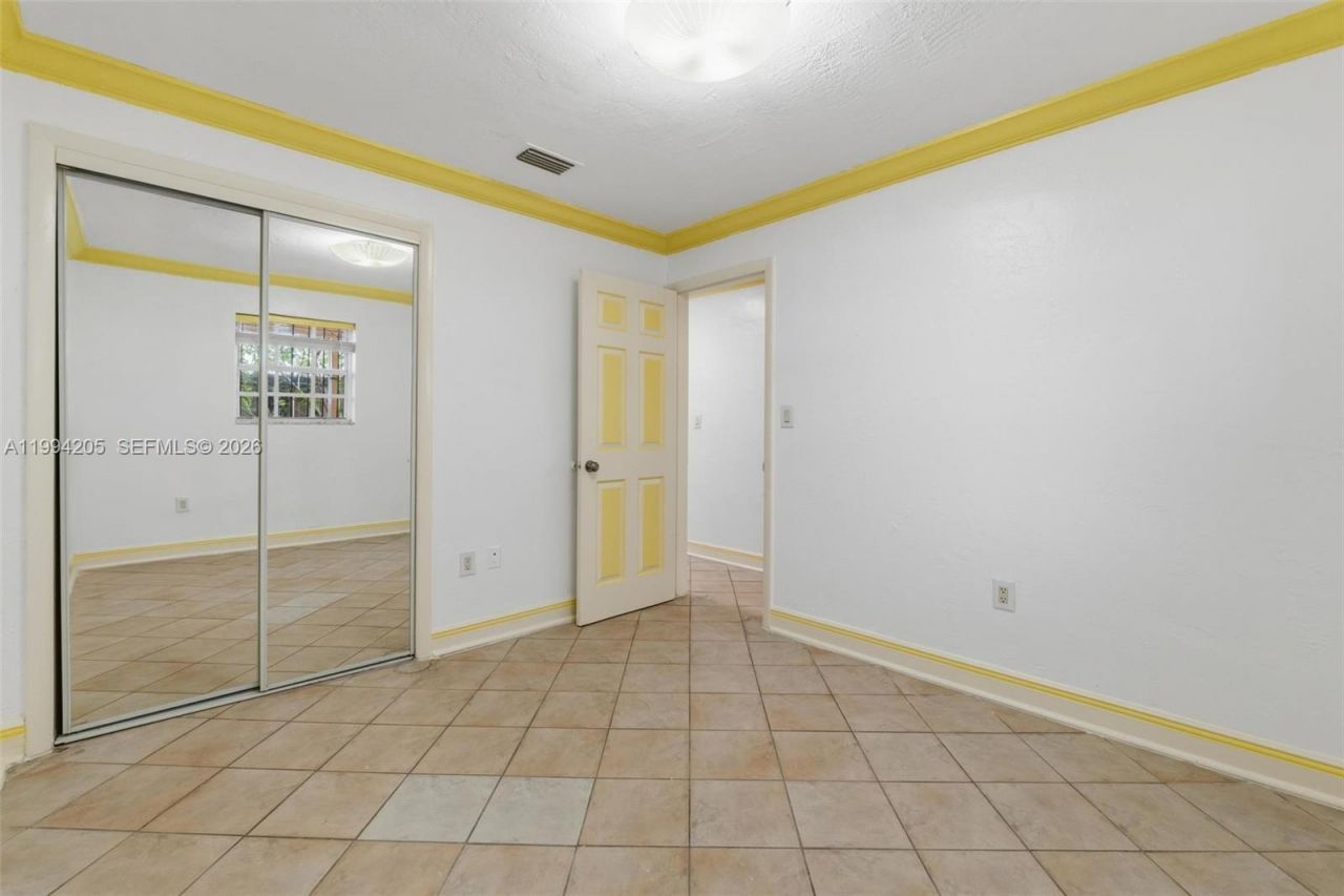 3147 Mcdonald St, Miami, FL 33133 Photo