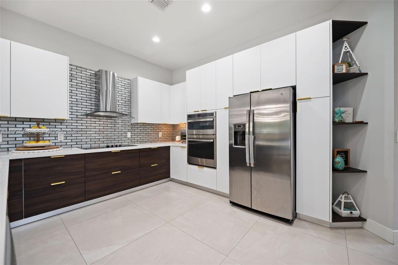 3242 SW 44th St , Dania Beach, FL 33312 Photo