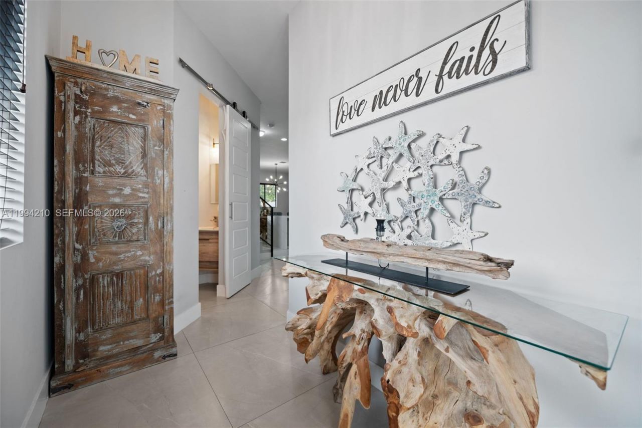 3242 SW 44th St, Dania Beach, FL 33312 Photo