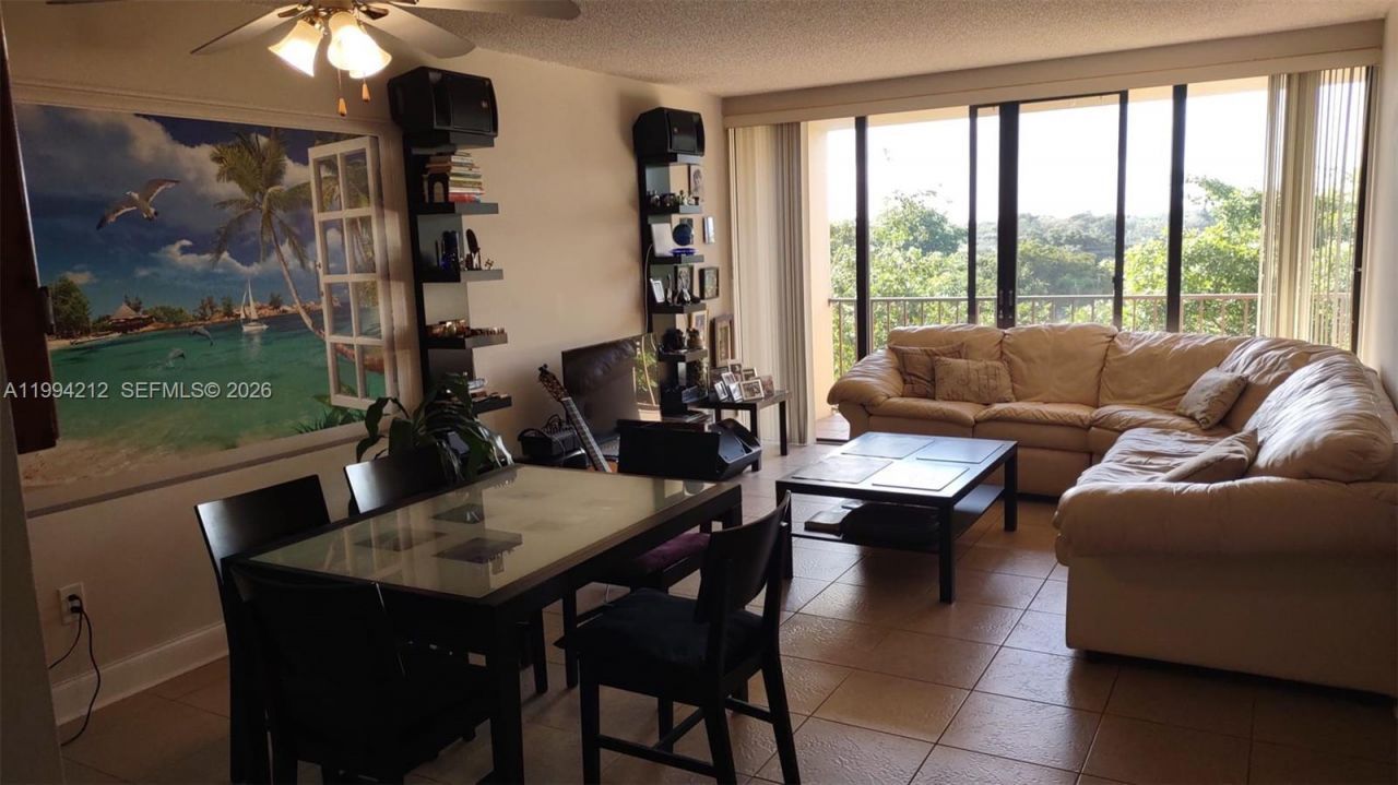 1470 NE 123rd St , Unit A606, North Miami, FL 33161 Photo