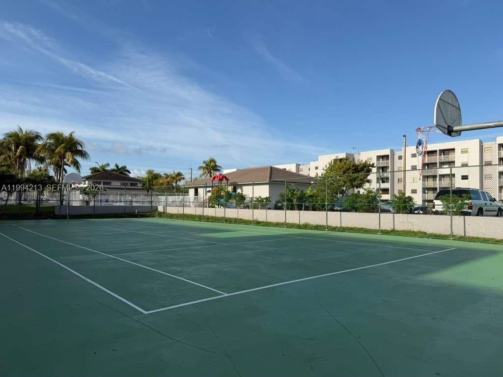 8185 NW 7th St , Unit 517, Miami, FL 33126 Photo