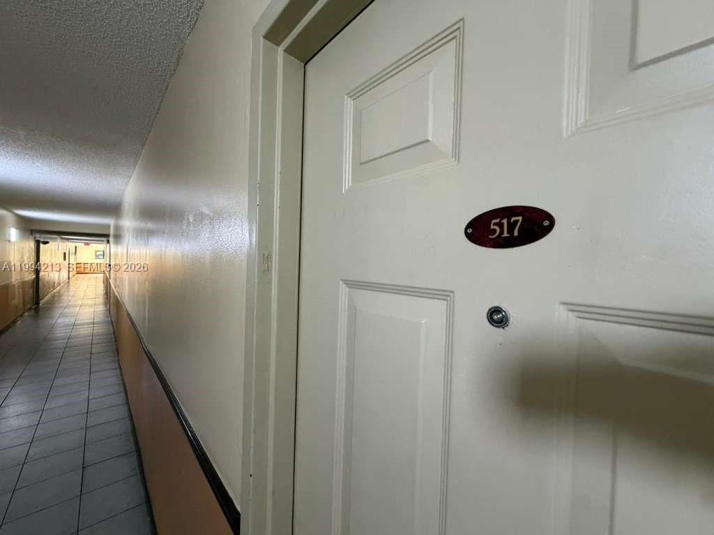 8185 NW 7th St , Unit 517, Miami, FL 33126 Photo