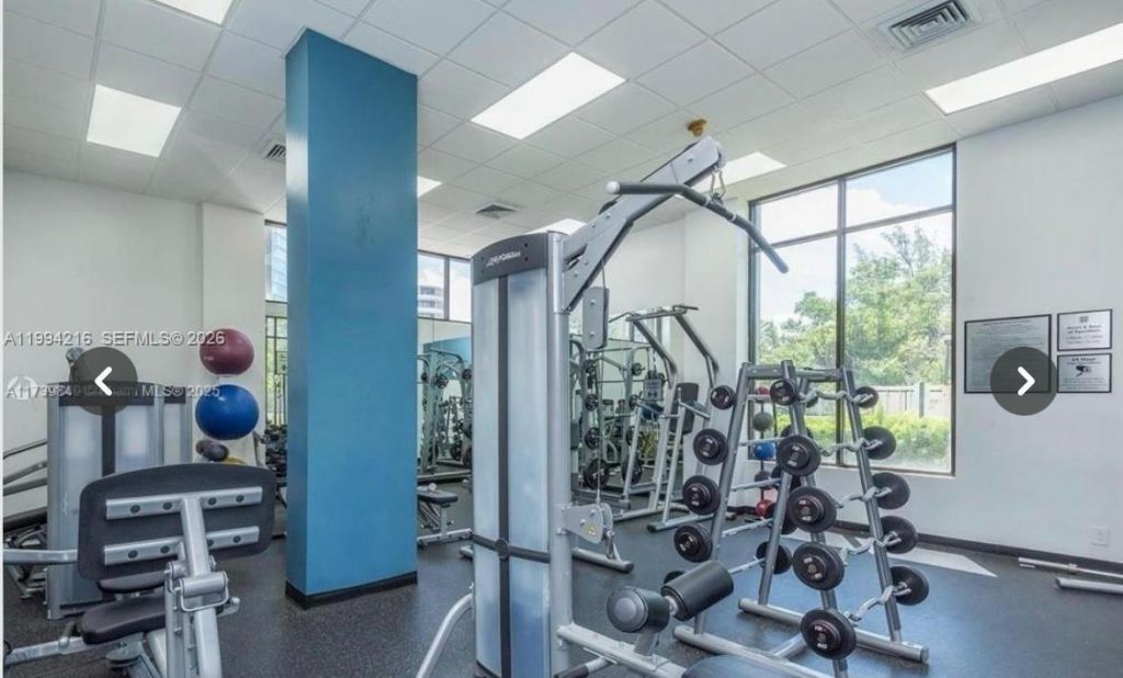 100 Bayview Dr , Unit 507, Sunny Isles Beach, FL 33160 Photo