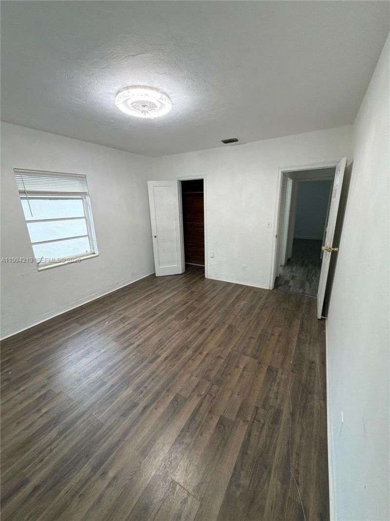 1026 NW 50th St, Unit 1, Miami, FL 33127 Photo