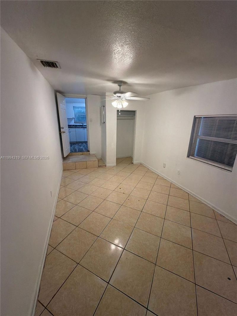 1026 NW 50th St, Unit 1, Miami, FL 33127 Photo