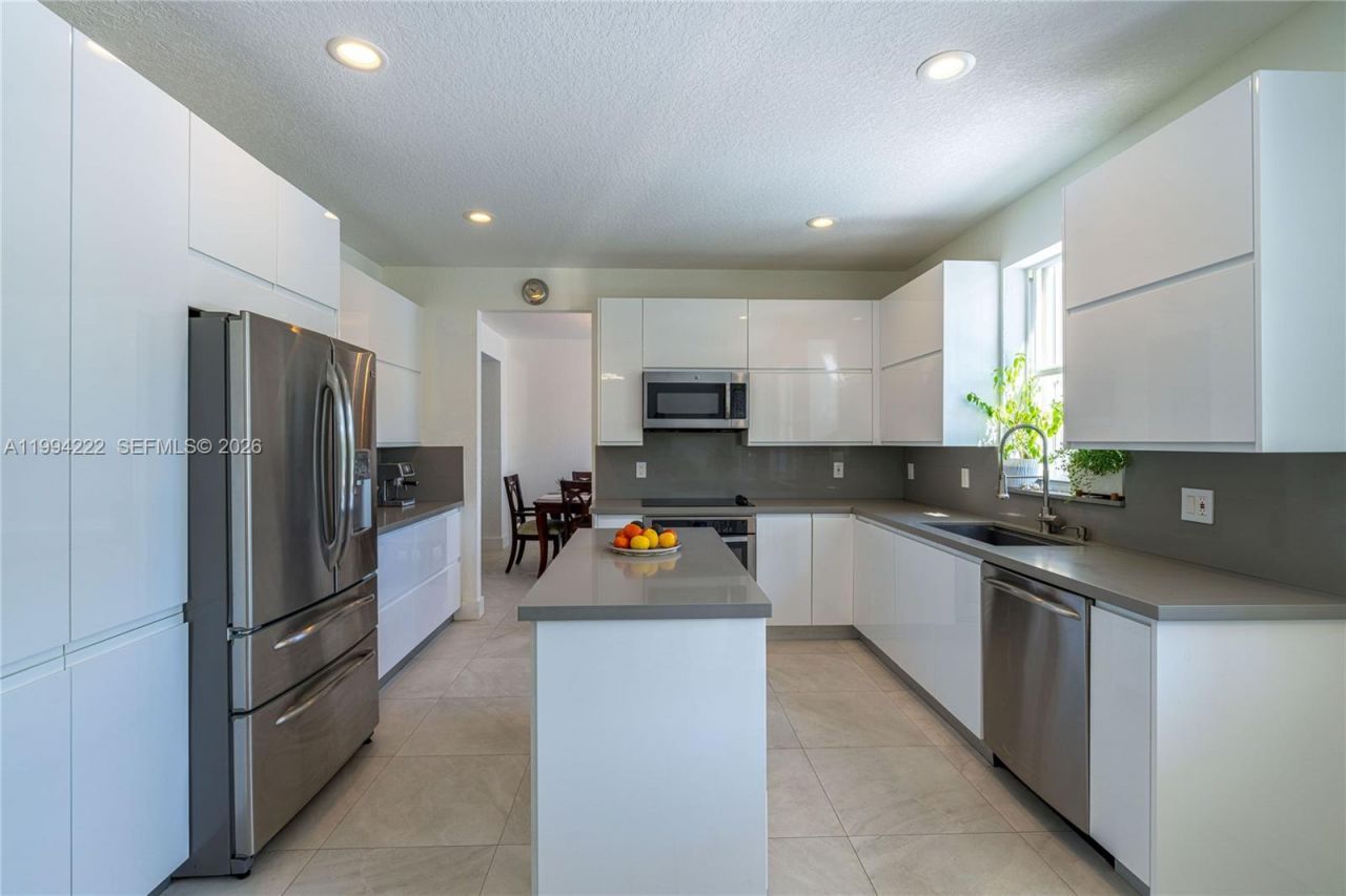 910 Sunflower Cir, Weston, FL 33327 Photo