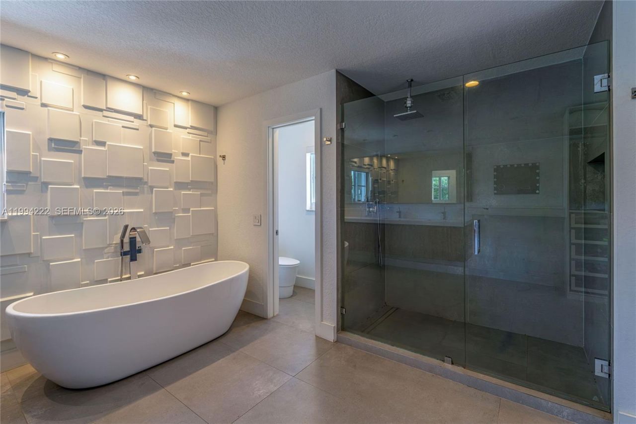 910 Sunflower Cir, Weston, FL 33327 Photo
