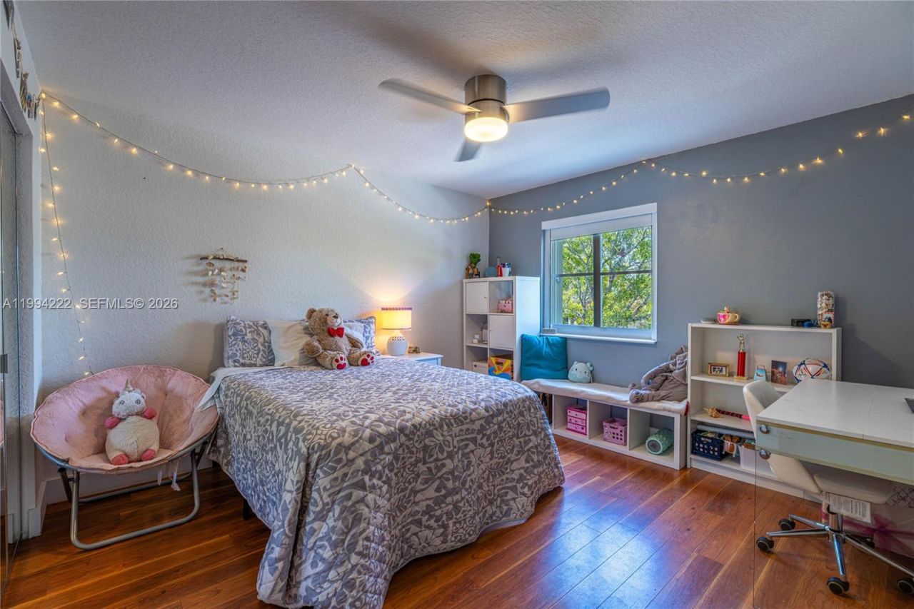 910 Sunflower Cir , Weston, FL 33327 Photo