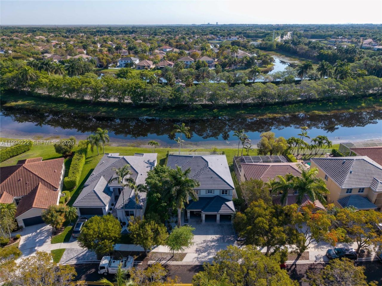 910 Sunflower Cir, Weston, FL 33327 Photo