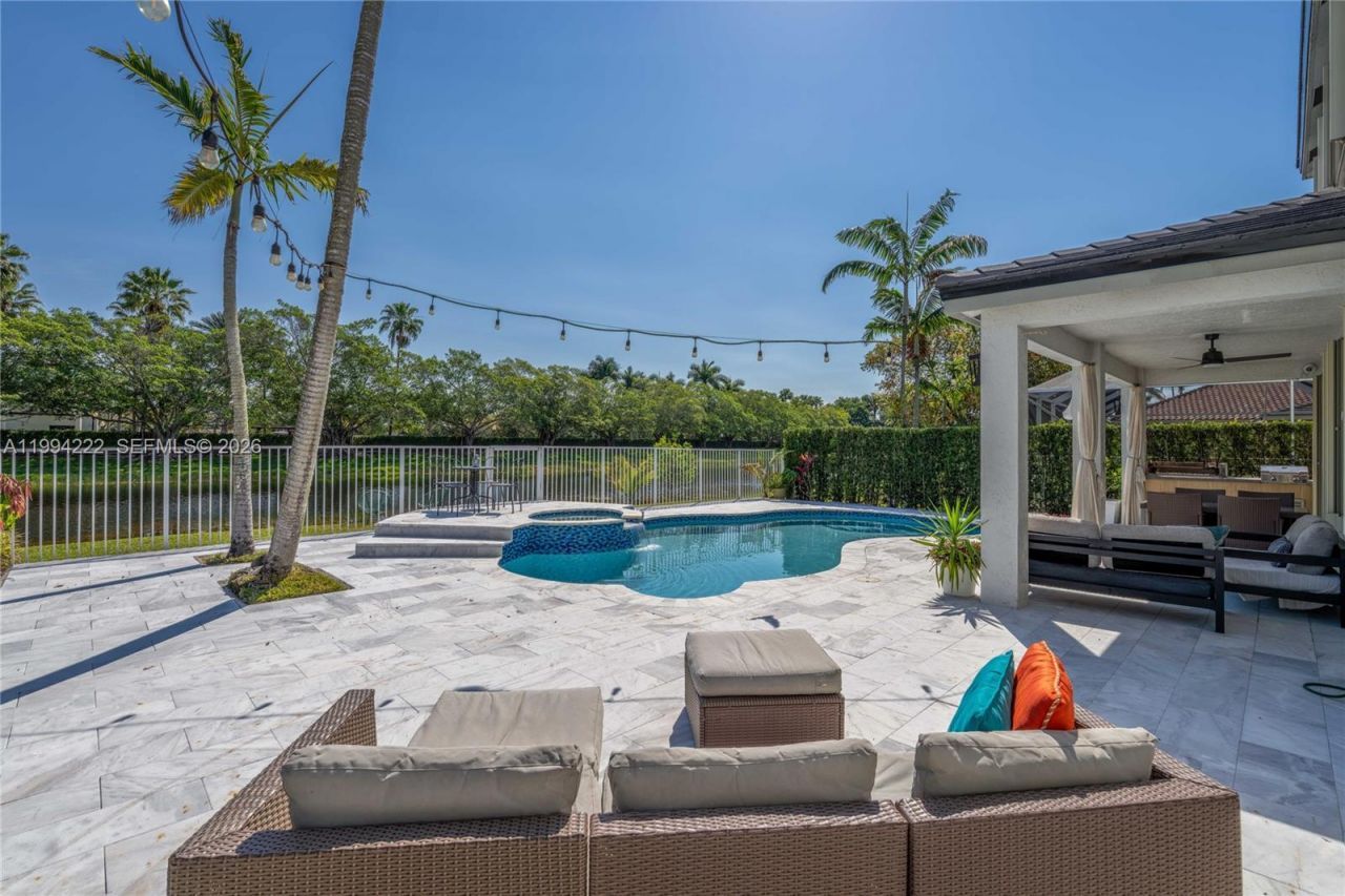 910 Sunflower Cir, Weston, FL 33327 Photo