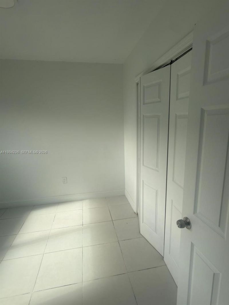 2622 NW 24th St, Unit 3B, Miami, FL 33142 Photo