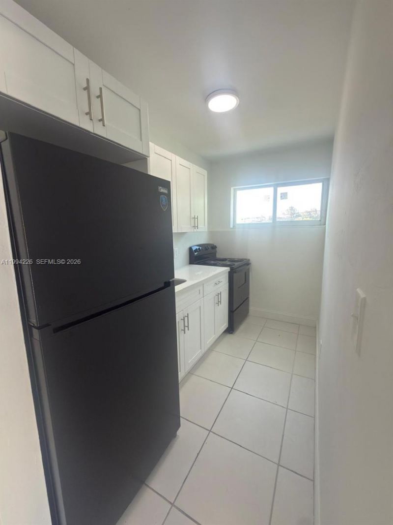 2622 NW 24th St , Unit 3B, Miami, FL 33142 Photo