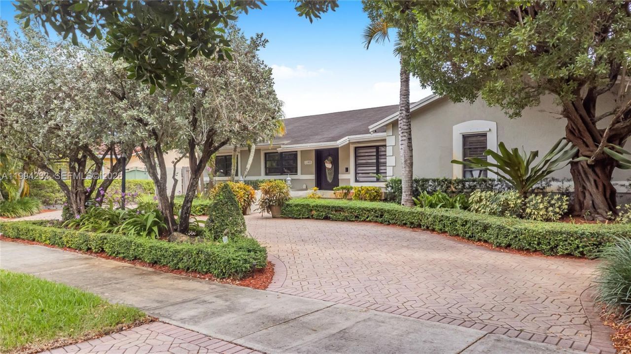 2385 SW 131st Pl , Unit NA, Miami, FL 33175 Photo