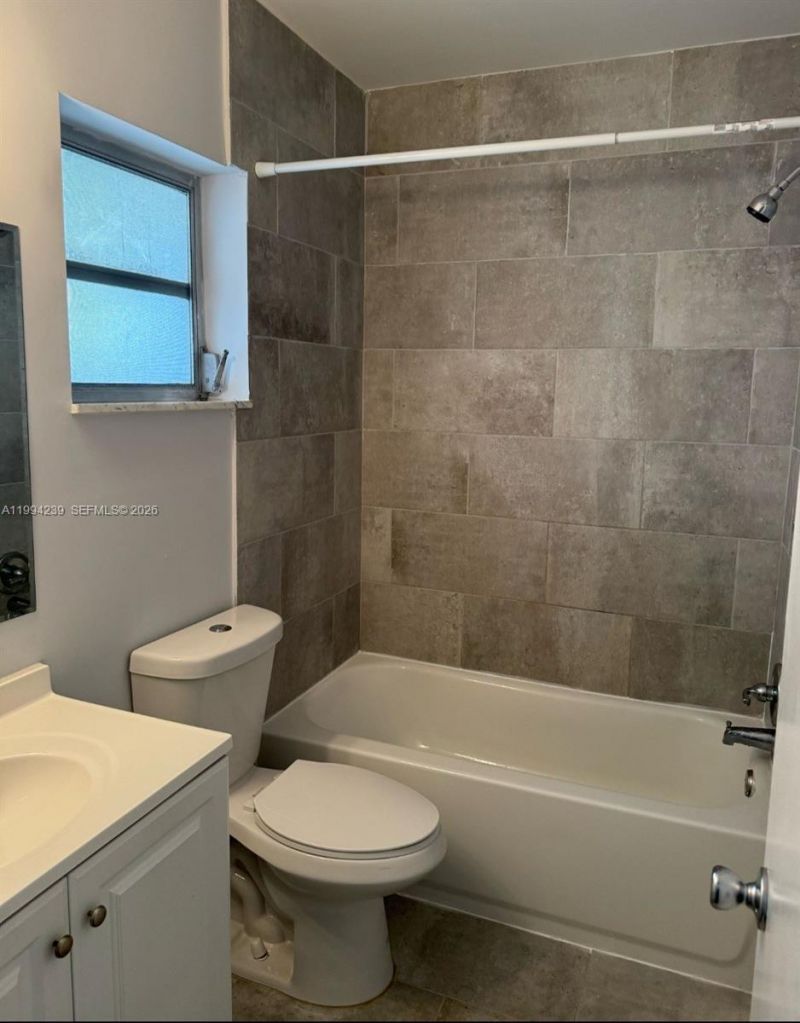 1824 Monroe St, Unit 14, Hollywood, FL 33020 Photo