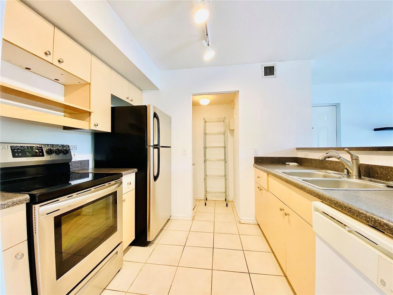 4200 San Marino Blvd , Unit 205, West Palm Beach, FL 33409 Photo