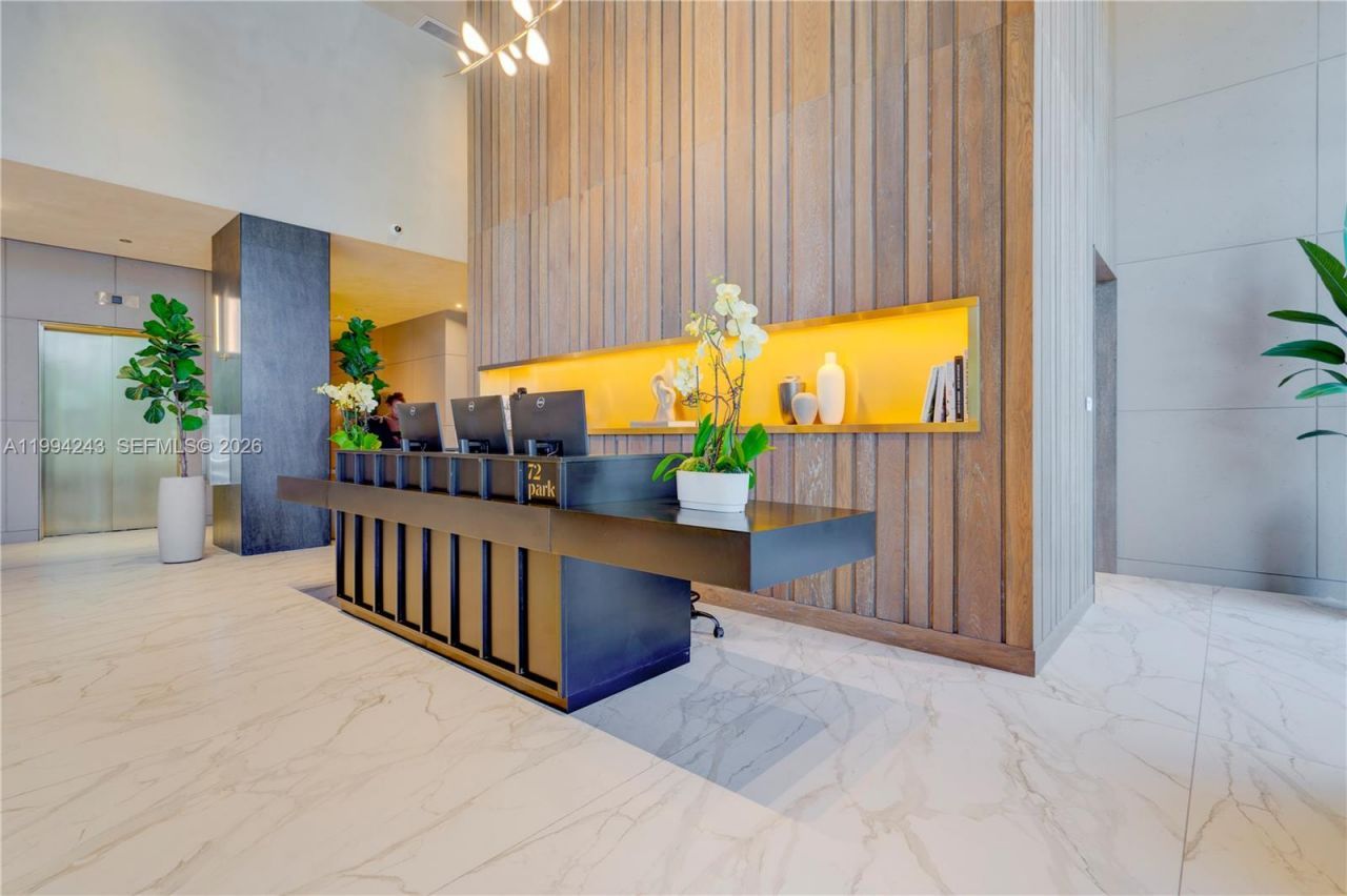 580 72nd St , Unit 1708, Miami Beach, FL 33141 Photo