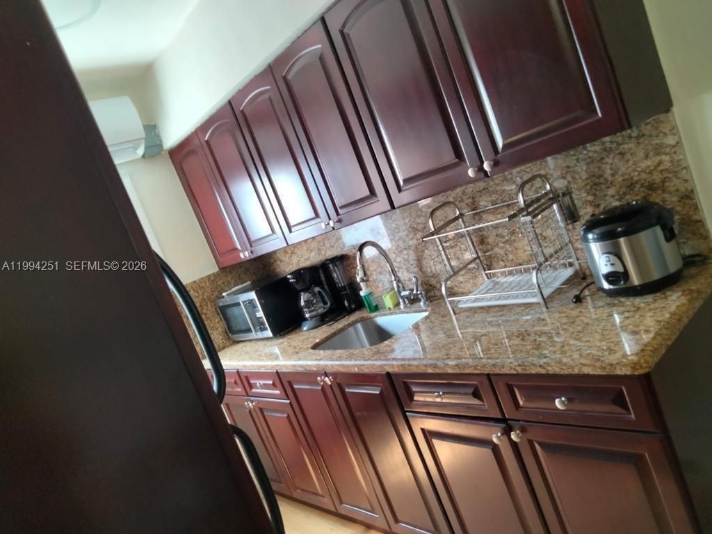 4015 Indian Creek Dr, Unit 302, Miami Beach, FL 33140 Photo