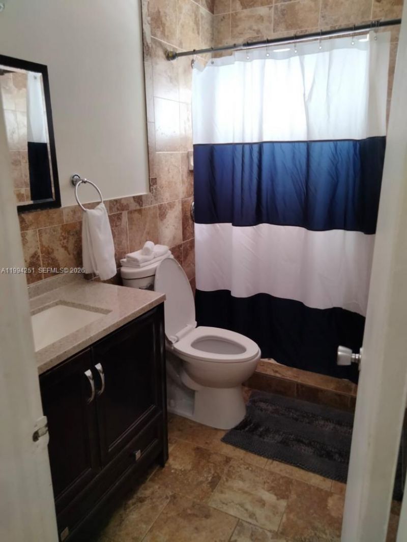 4015 Indian Creek Dr, Unit 302, Miami Beach, FL 33140 Photo