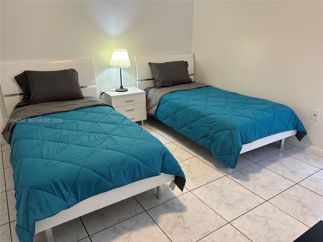 17801 N Bay Rd , Unit 203, Sunny Isles Beach, FL 33160 Photo