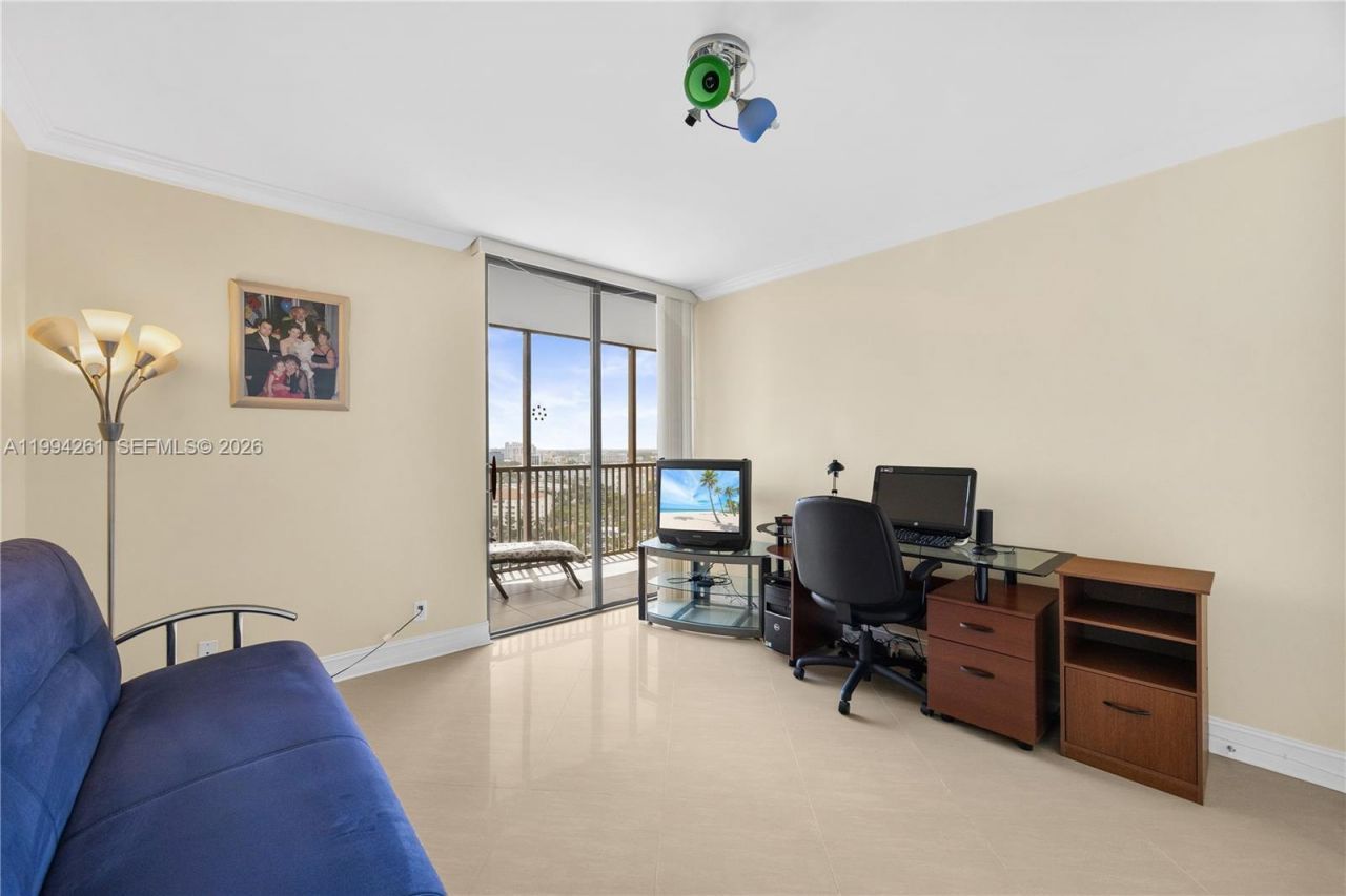 20379 W Country Club Dr, Unit 2236, Aventura, FL 33180 Photo