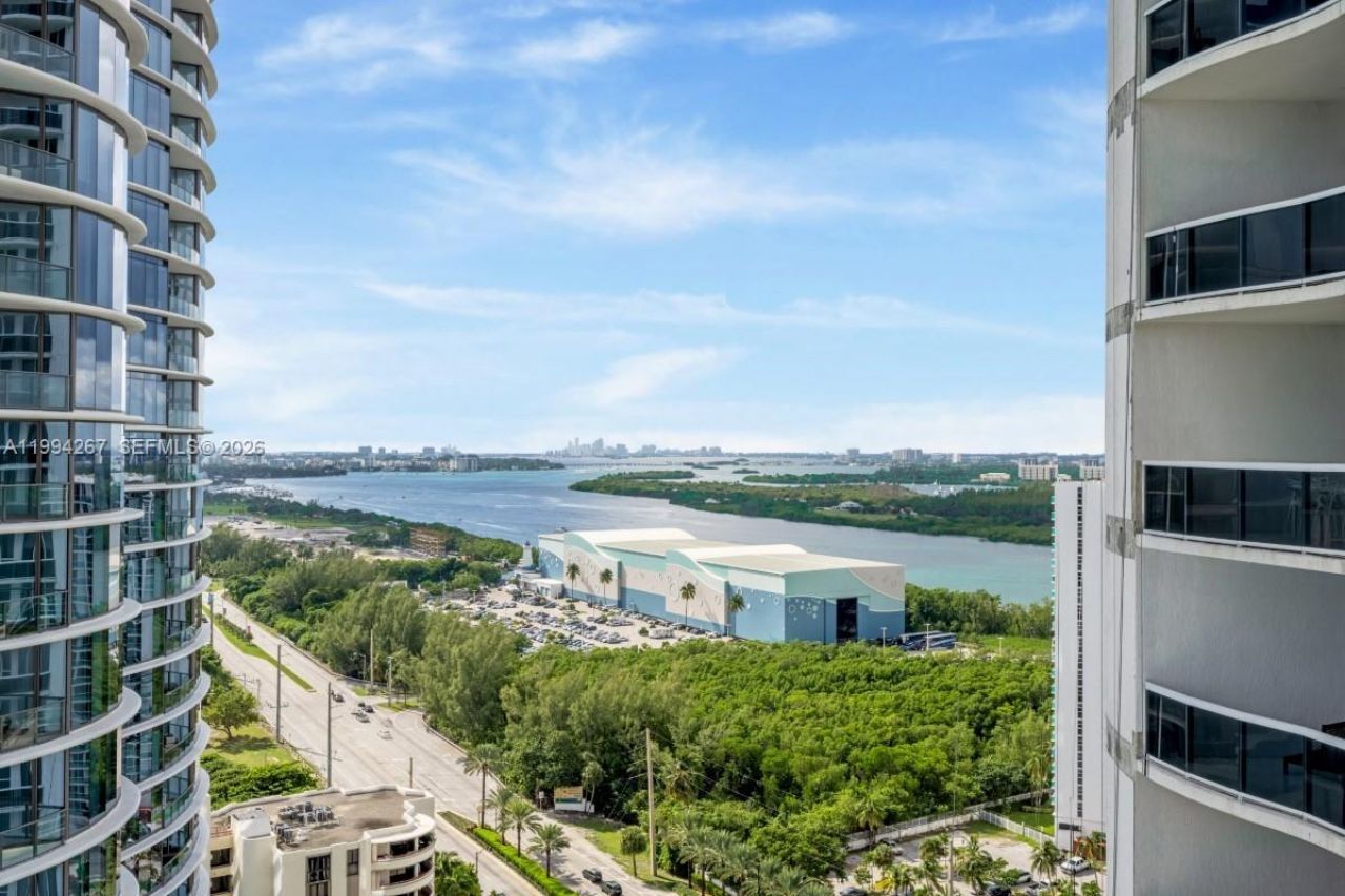 15811 Collins Ave , Unit 2002, Sunny Isles Beach, FL 33160 Photo