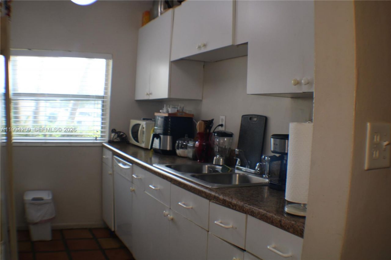 12003 SW 110th St Cir N , Miami, FL 33186 Photo