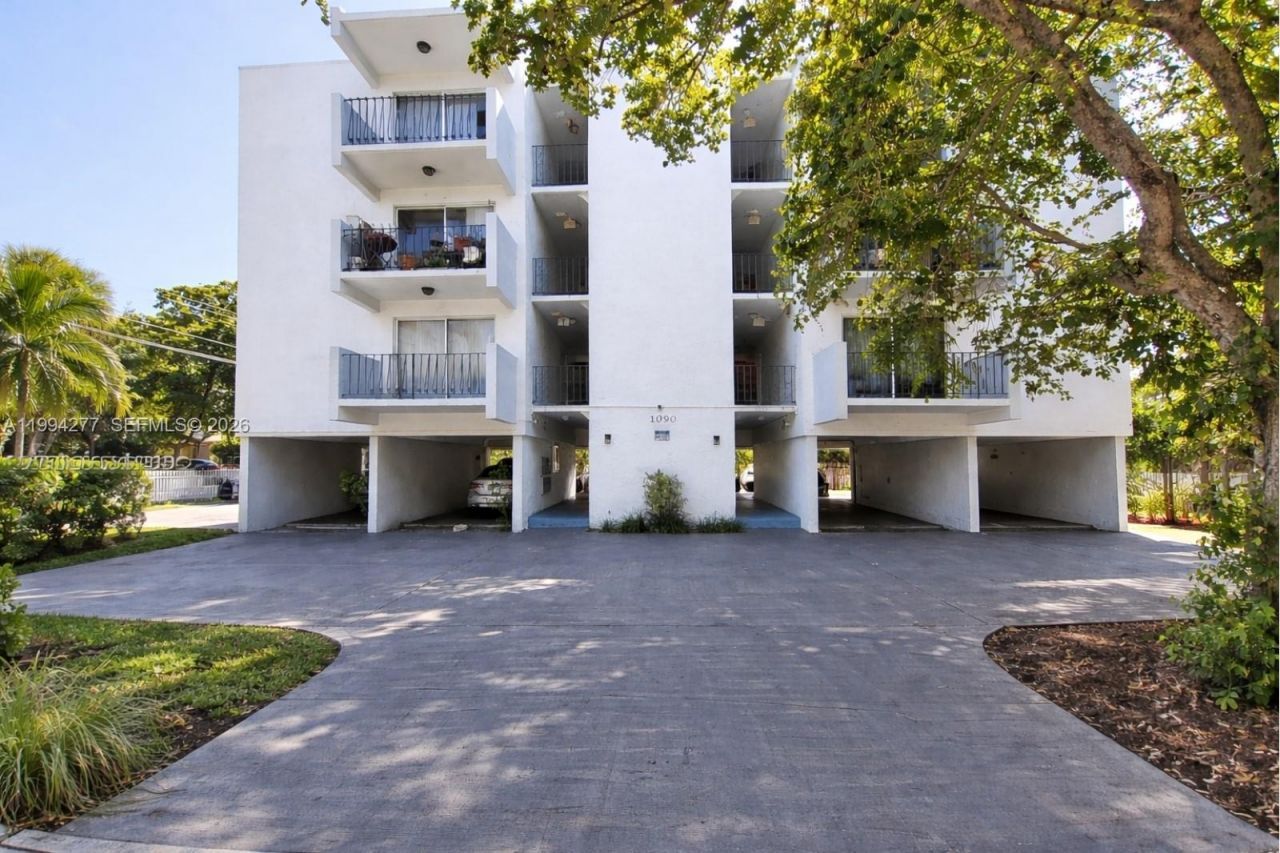 1090 NE 129th St , Unit 205, North Miami, FL 33161 Photo