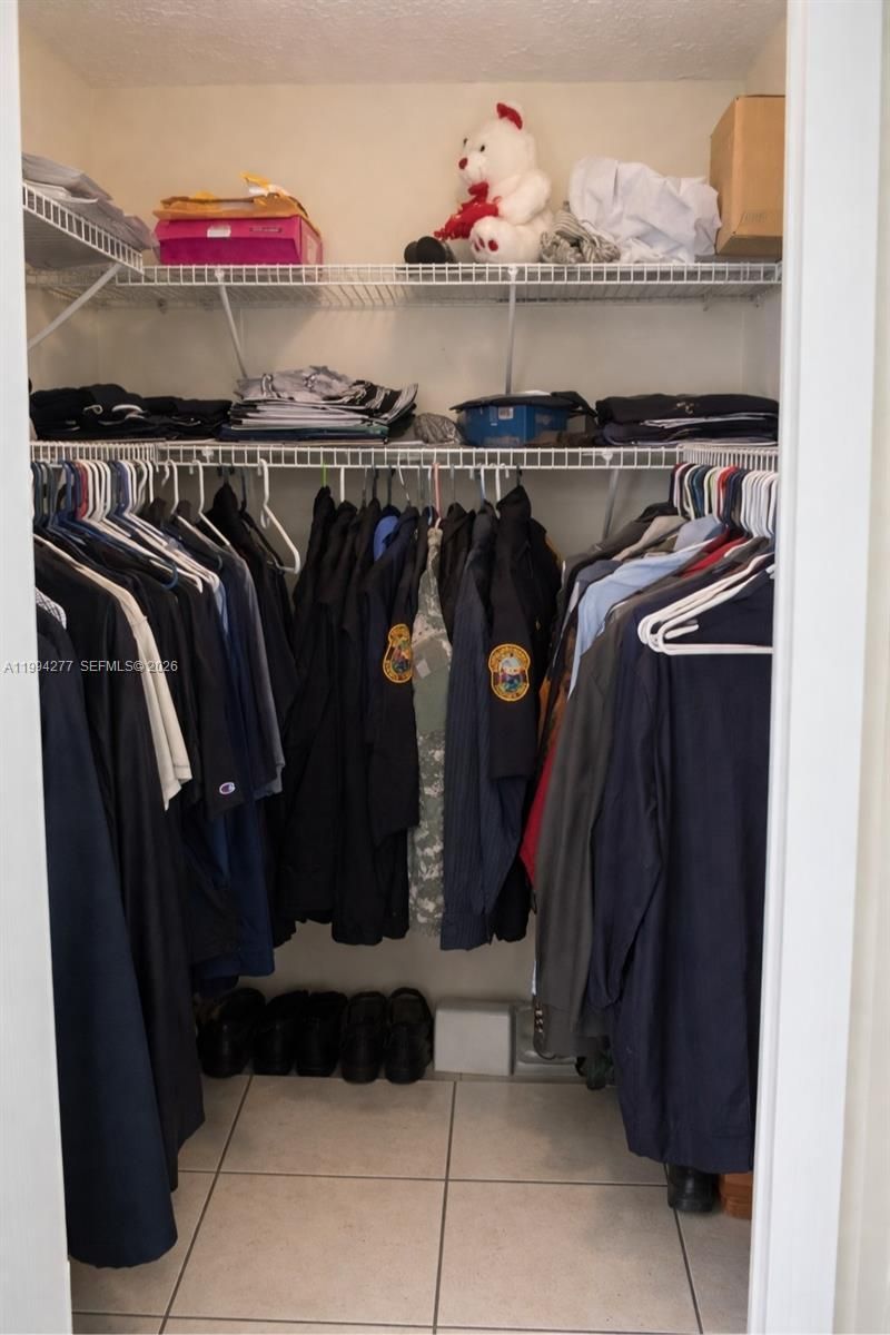 1090 NE 129th St , Unit 205, North Miami, FL 33161 Photo