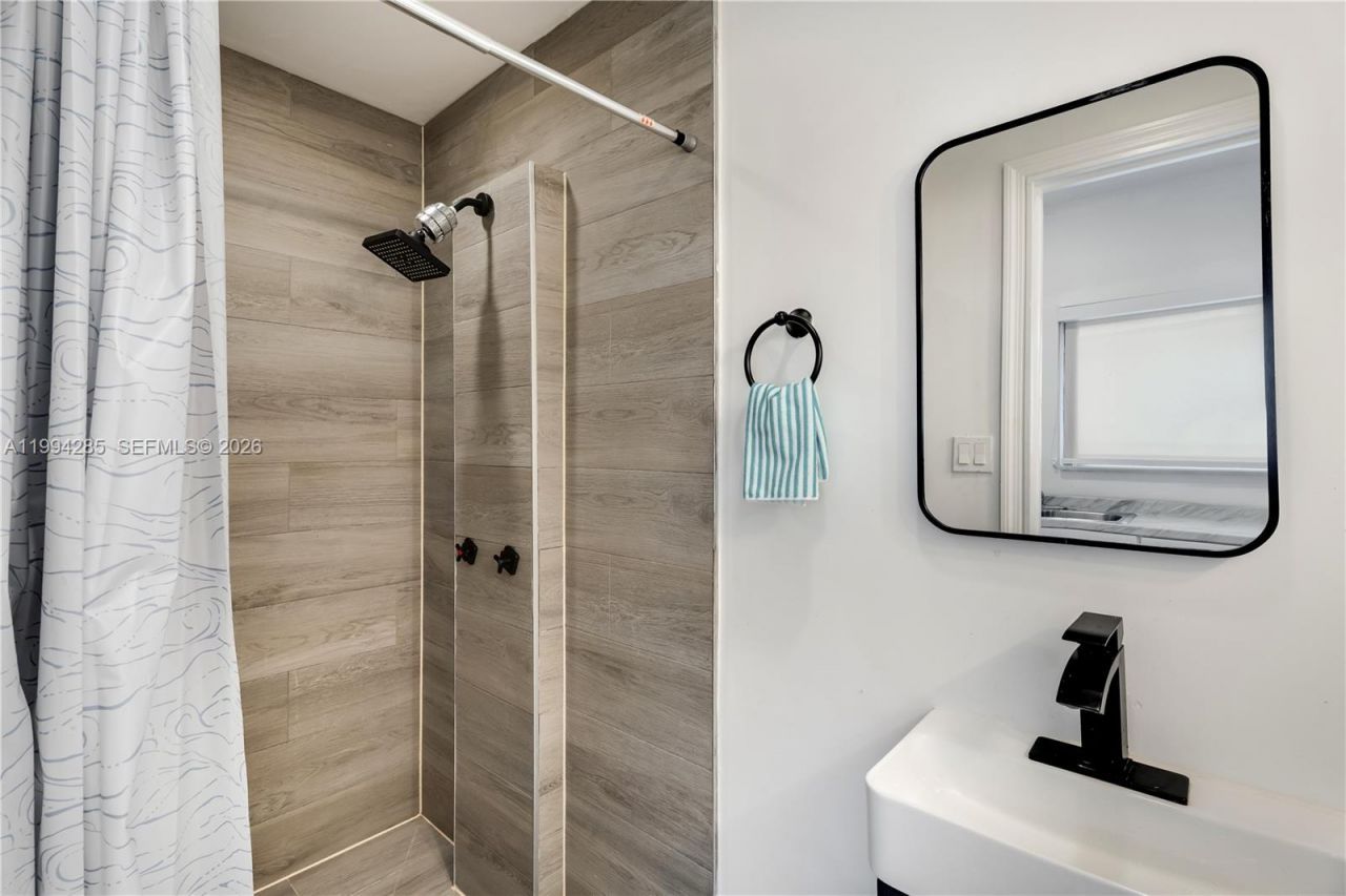 5635 Pierce St, Hollywood, FL 33021 Photo