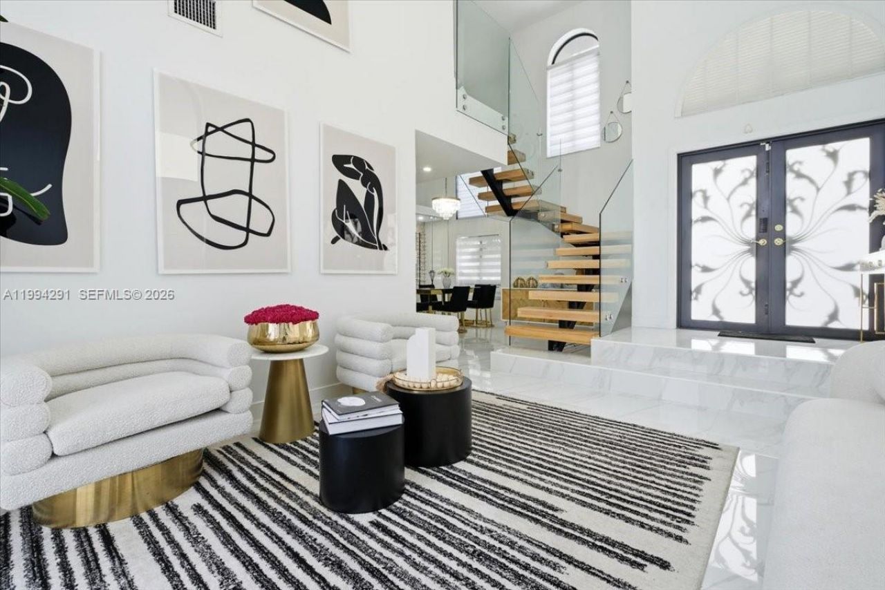 15763 SW 43rd St , Miami, FL 33185 Photo