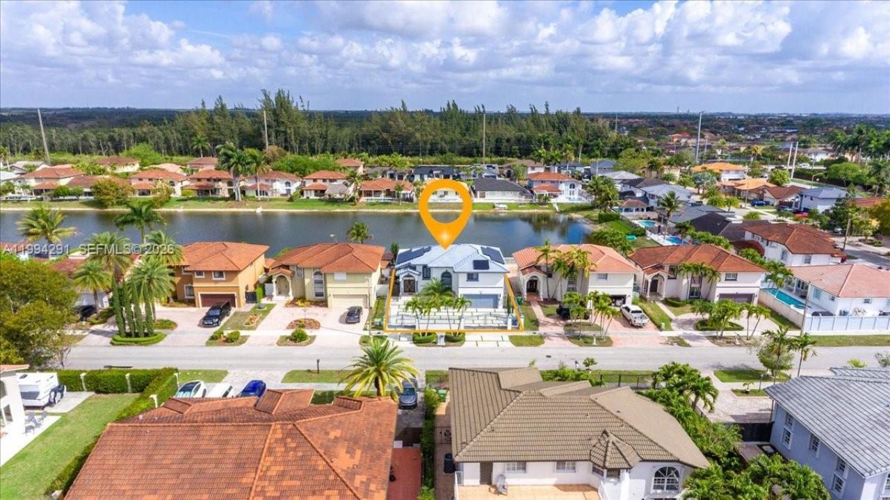 15763 SW 43rd St , Miami, FL 33185 Photo